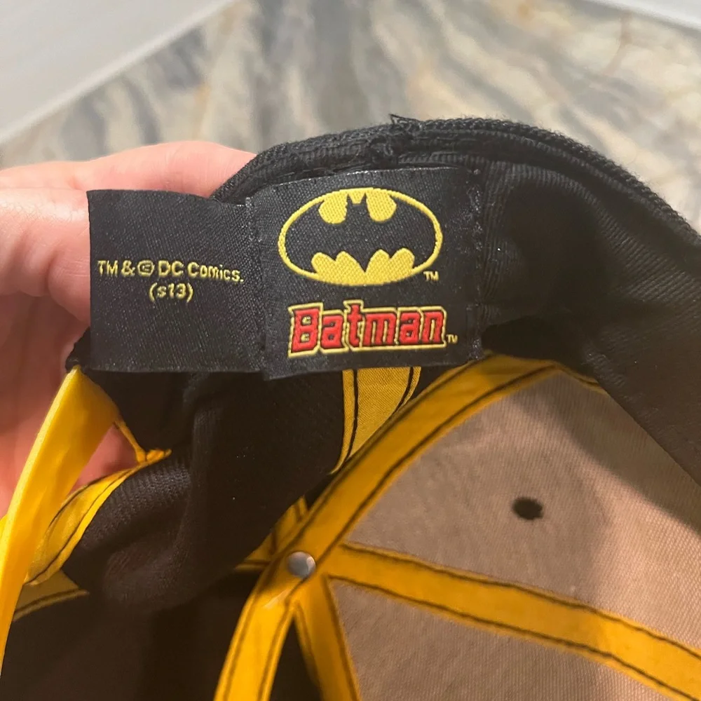 DC Comics Batman Hat Adjustable Snapback Black Yellow
